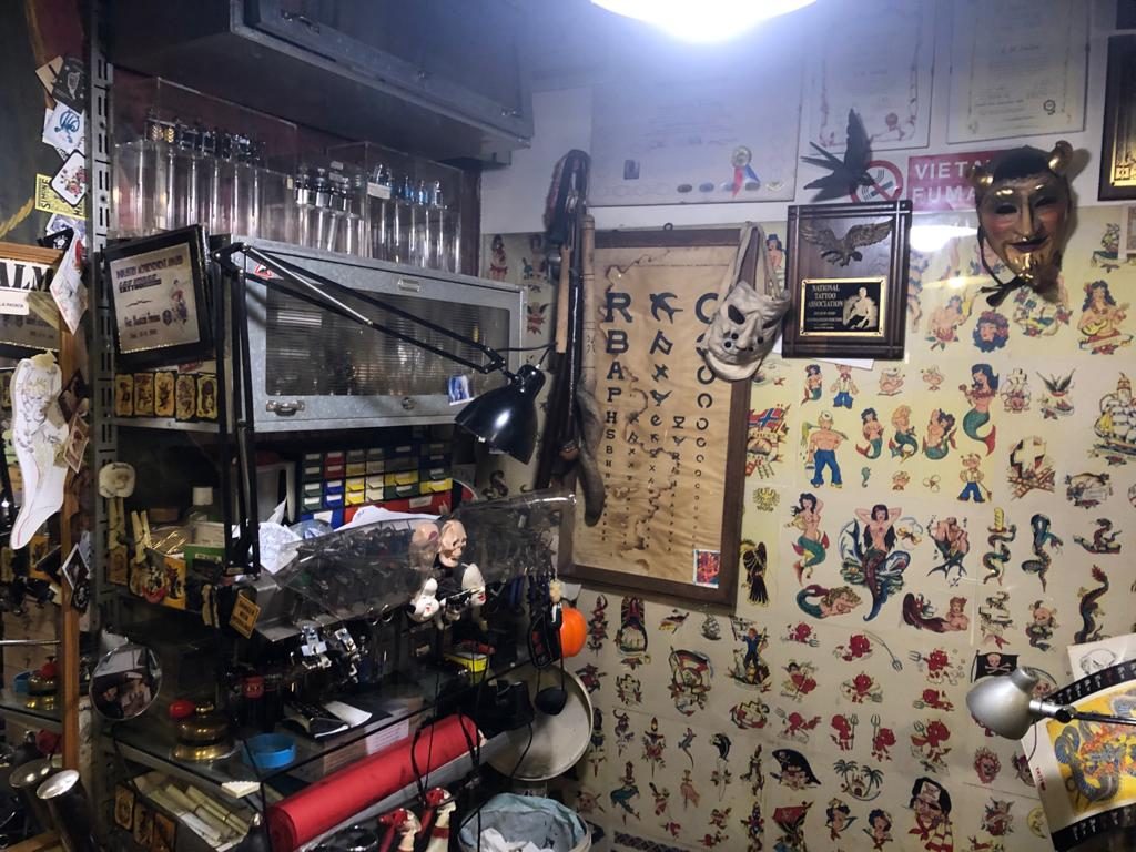Silver Lining Tattoos, tattoo and piercing studio in Winscombe